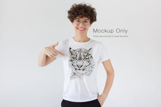 Snow leopard unisex T-shirt